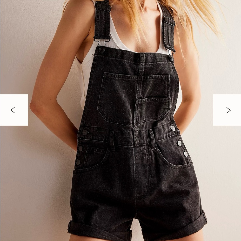 We The Free Ziggy Shortalls size medium